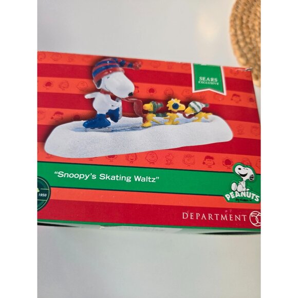 Snoopys Skating Waltz Figurine Peanuts 2013 Department 56 Collectible - Picture 7 of 7
